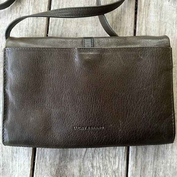 Lucky Brand Foldover Leather Crossbody Bag Taupe Green two tone Adjustable Strap - Picture 5 of 12
